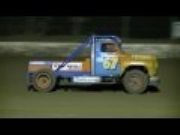 Bitchin Video: V8 Big Rigs Racing On Dirt in Australia!